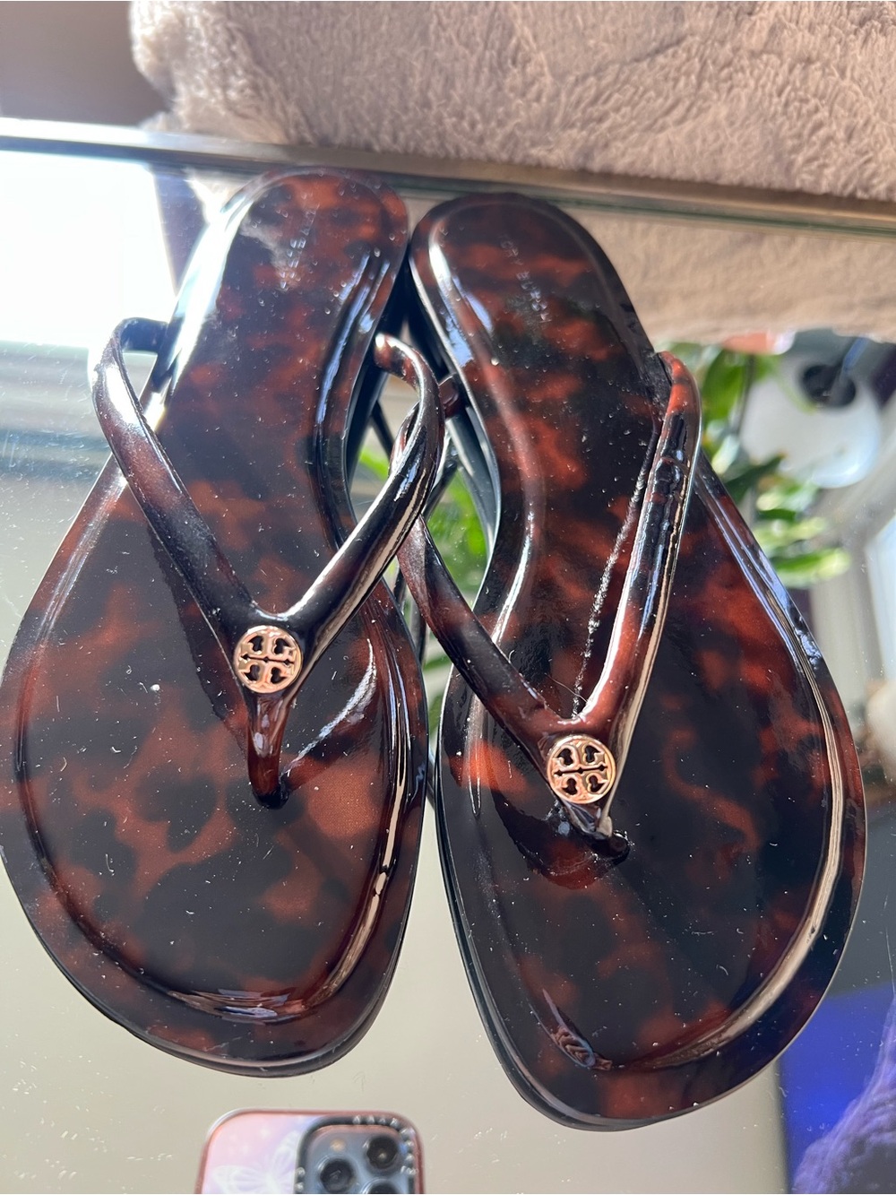 Tory Burch Tortoiseshell Brown Jelly Flip Flop Sandals